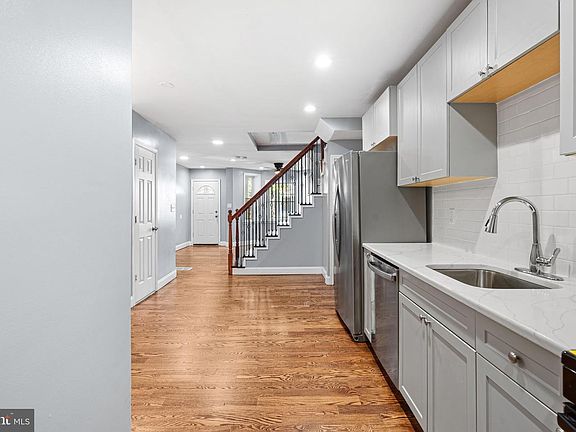 5th image of 2904 N 26th St