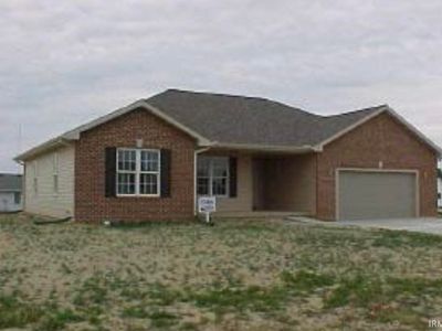 707 Tulip Ct, Bourbon, IN, 46504