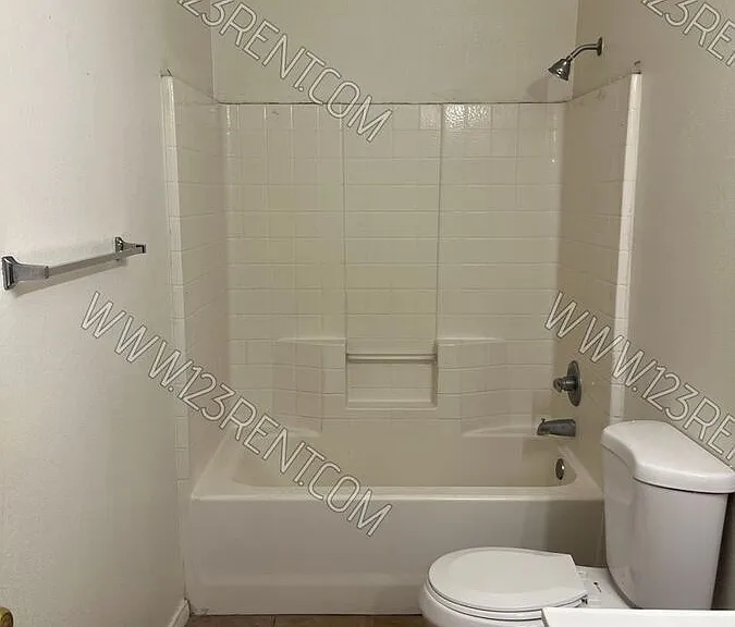 1554 Torbay Ct — Photo 11