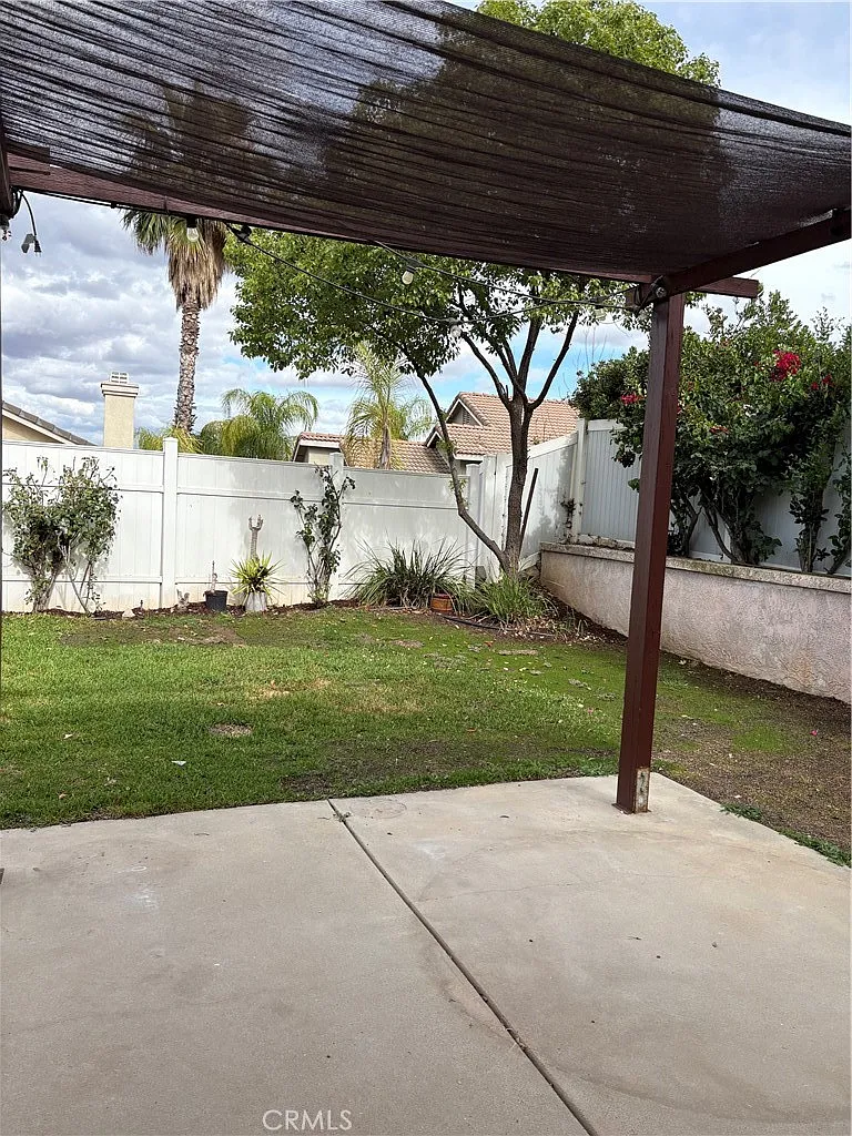 Building Photo - 26630 Black Horse Cir