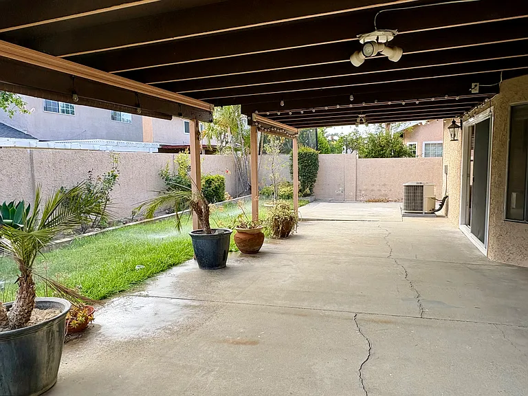 1745 N Pheasant St — Photo 15