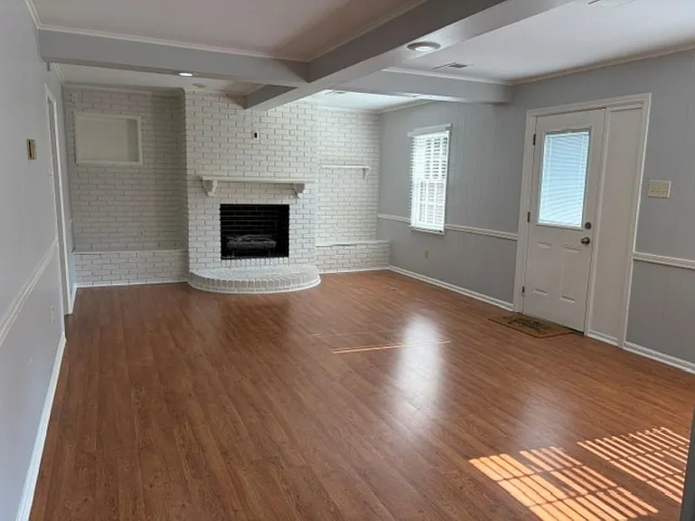 392 Mineral Rd — Photo 3