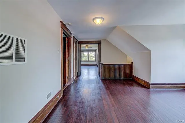 5779 Pershing Ave — Photo 33