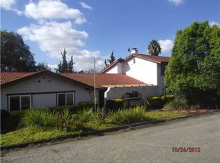 2151 Warmlands Ave, Vista, CA 92084