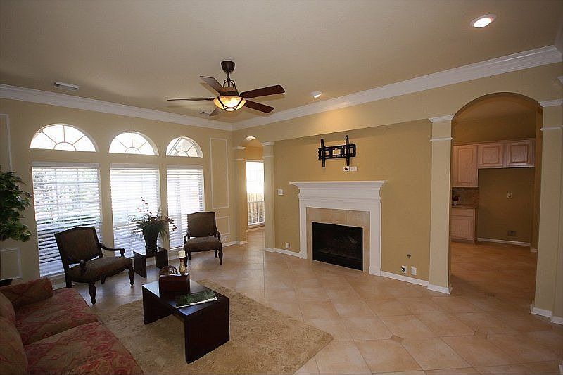 Spacious family room
