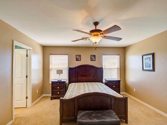5th image of 4900 E Desert Thorn Dr
