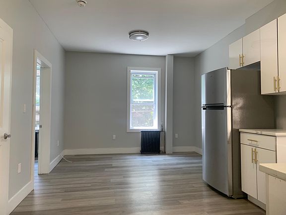 2nd image of 143 Lafayette St #6B