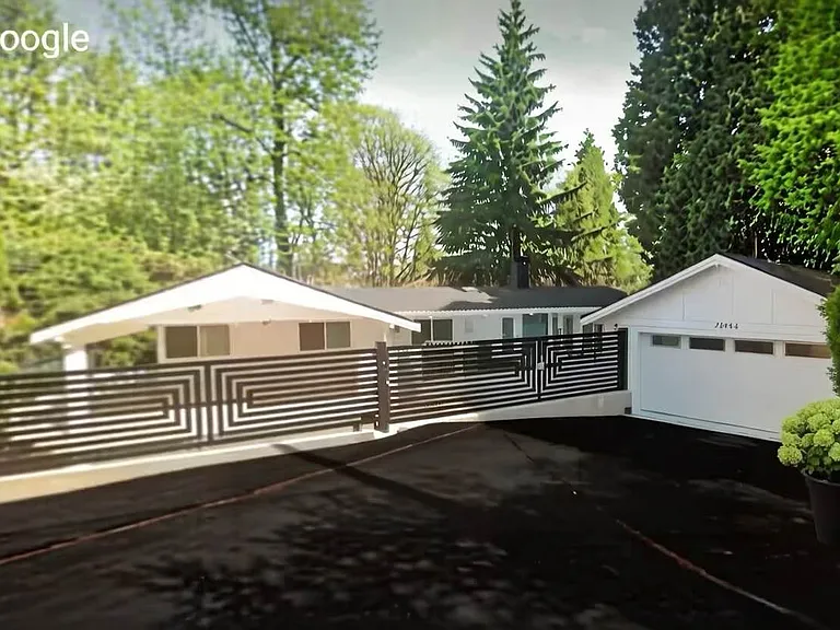 7545 Whelen Ct — Photo 6