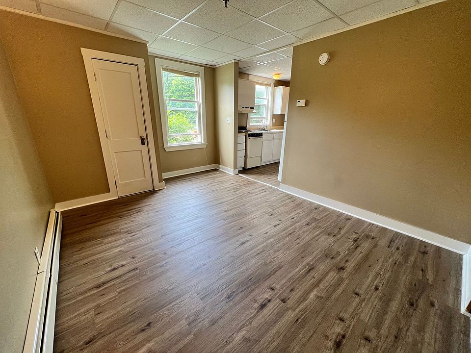 1st image of 54 Mountain Ave #3