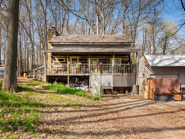 1818 Raemont Way, North Vernon, IN 47265