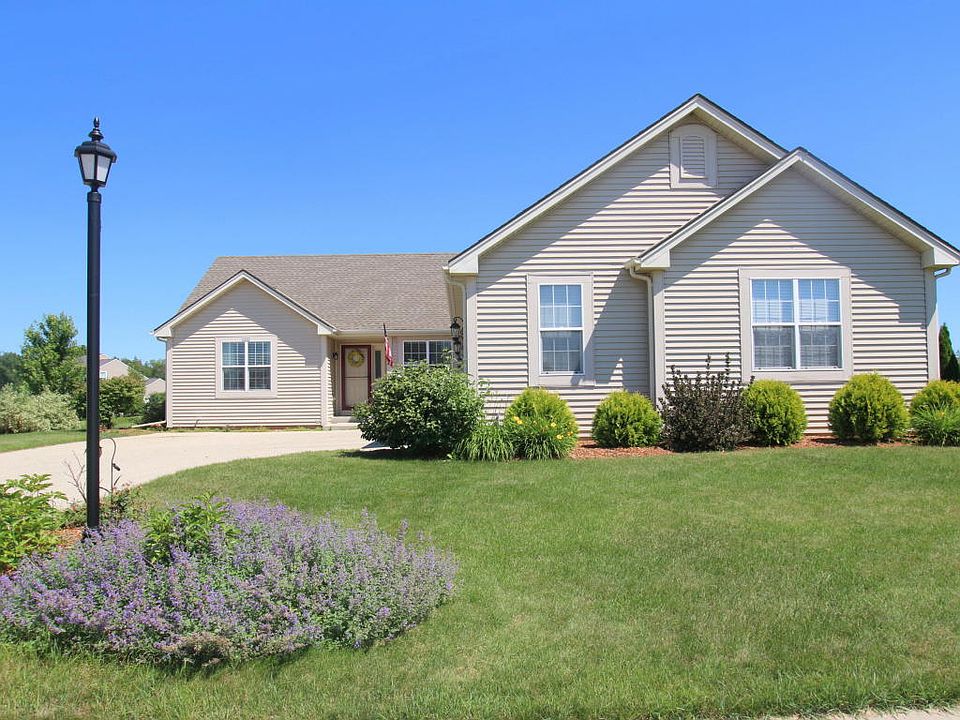 1st image of 1422 Mamerow Ln W