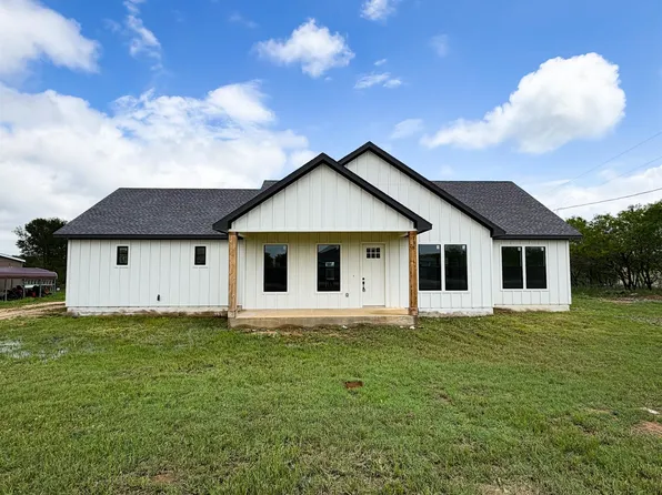 138 Blushing Dr, Cedar Creek, TX 78612