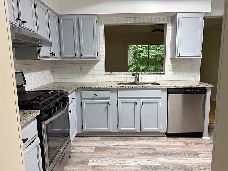 18 Middleton Ct SE — Photo 5