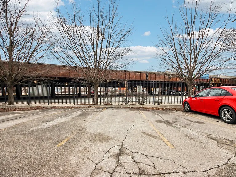 2323 W Pershing Rd #228 — Photo 19