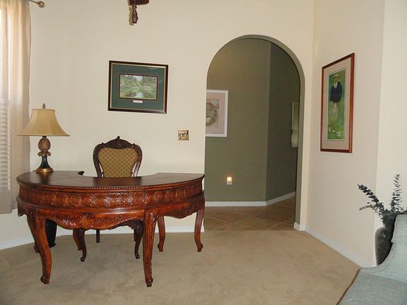 3rd image of 135 Stratford Ct