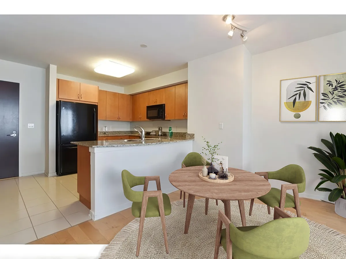 Building Photo - 807 Davis St #1110