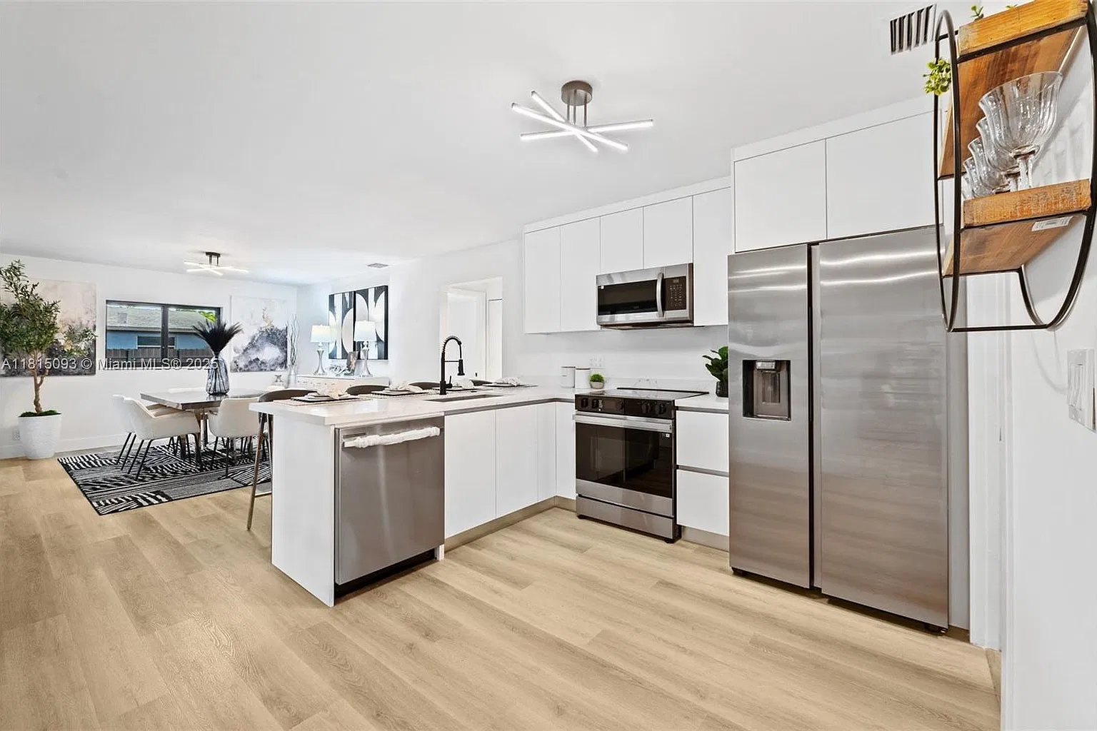 3 bed, 1564 sqft, $5,500 — Photo 3