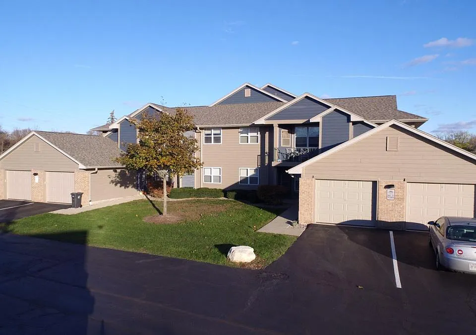 The Seasons Apartments
