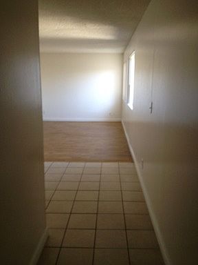 3rd image of 1230 W 105th St APT 15