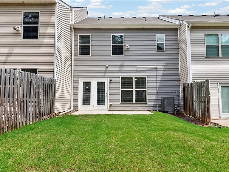 1542 Brookmere Way — Photo 28