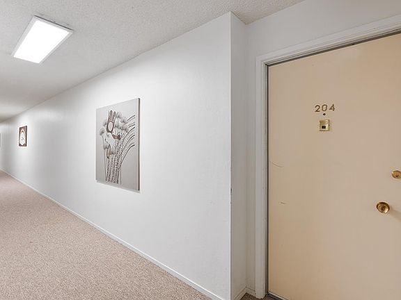 4th image of 55 Claremont Ave APT 204
