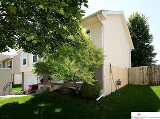 16503 Yates St, Omaha, NE 68116