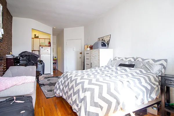 Rented by Corcoran | media 16