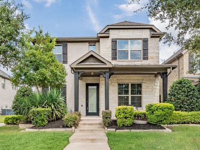 8012 Sunflower Ln, Dallas, TX, 75252