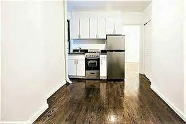 Rented by Compass | media 2