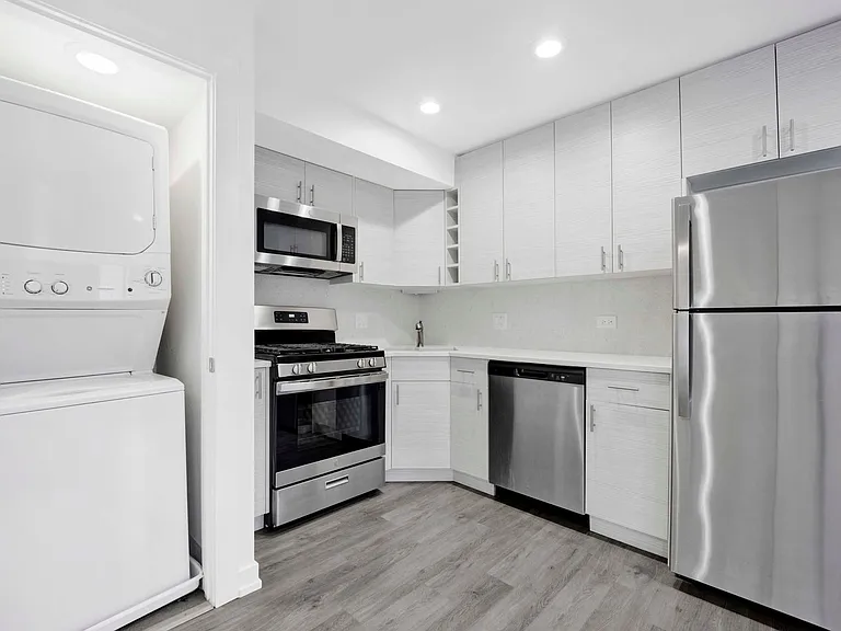 3648 S Paulina St #CH1 — Photo 7