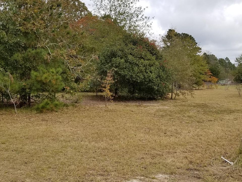2nd image of 774 Meadowfield Rd