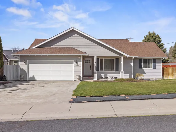 3002 Paramont St, Klamath Falls, OR 97603