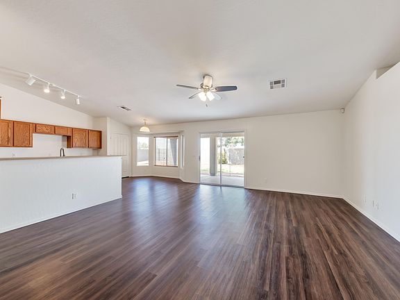 5th image of 4296 E Meadow Lark Way