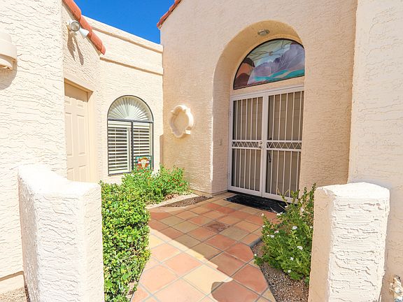2nd image of 25823 S Eastlake Dr