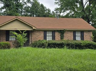 1056 Walk Rd, Memphis, TN 38109