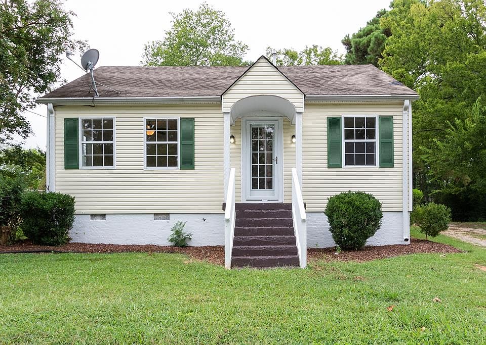 1st image of 2215 Wood Ave