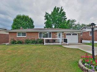 220 Woolwich Ln, Saint Louis, MO
