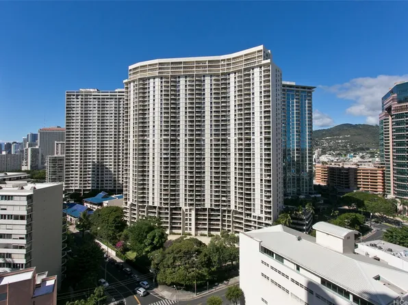 469 Ena Rd APT 2304, Honolulu, HI 96815