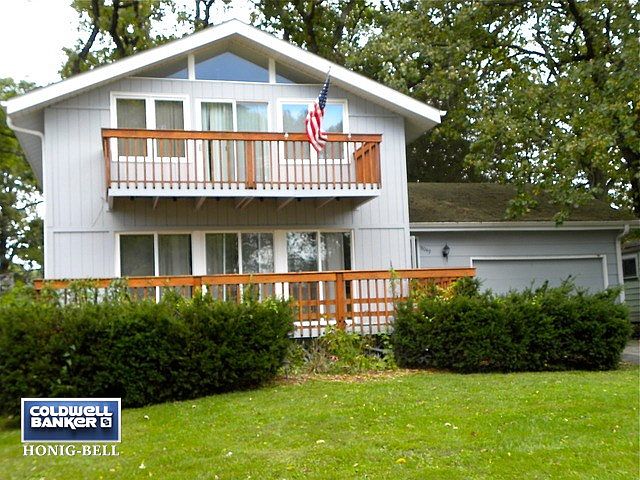 1st image of 9049 Lake Park Dr