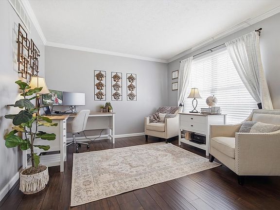 3rd image of 22 Long Cove Ct
