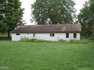 2803 Sheffield Rd, Hickory Corners, MI 49060