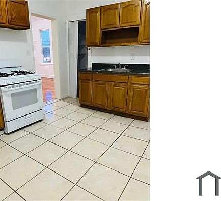 2nd image of 14 Princeton St #2L