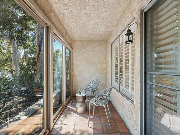 5th image of 10425 Caminito Cuervo Unit 209