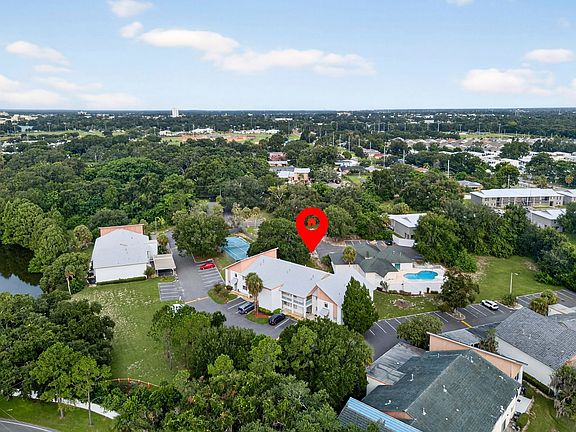 3rd image of 408 Country Ln NE #408