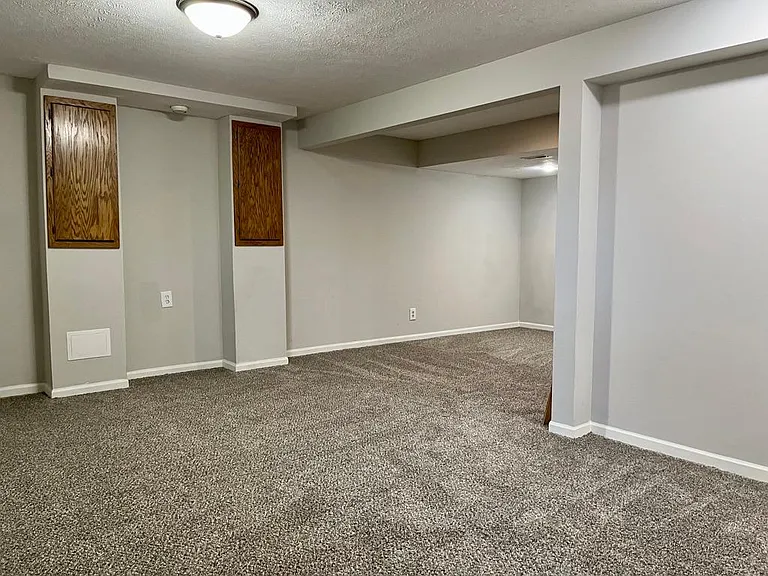 6313 Hamilton St — Photo 39