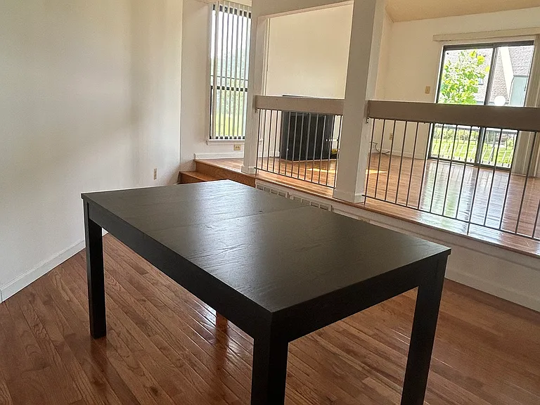 28 Spencer St #213 — Photo 11
