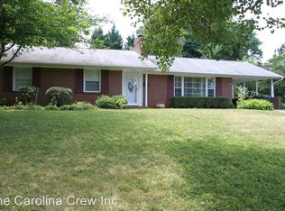 1322 Drumcliffe Rd, Winston Salem, NC 27103