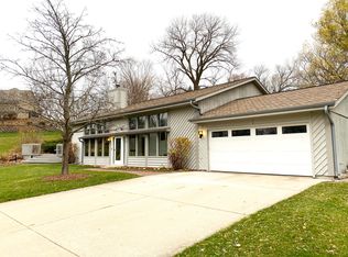 15410 Saint Therese Blvd, Brookfield, WI 53005