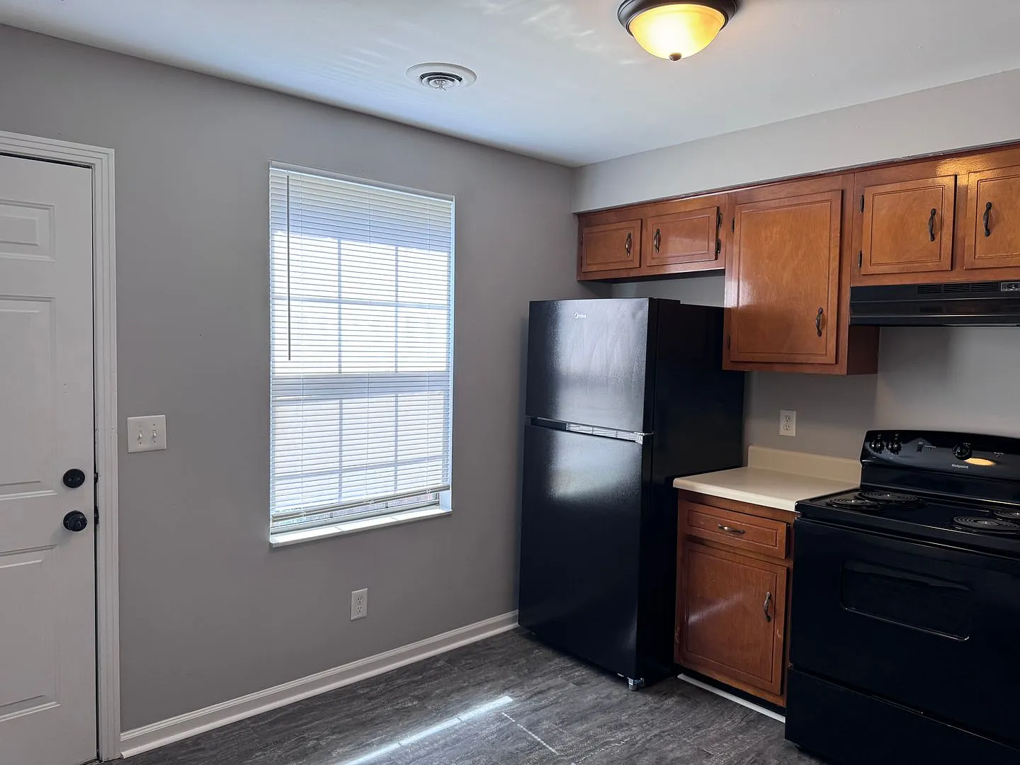 1510 W. Knollwood Cir — Photo 4