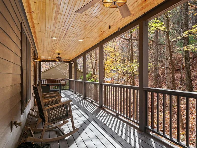301 Buckskull Hollow Dr — Photo 37